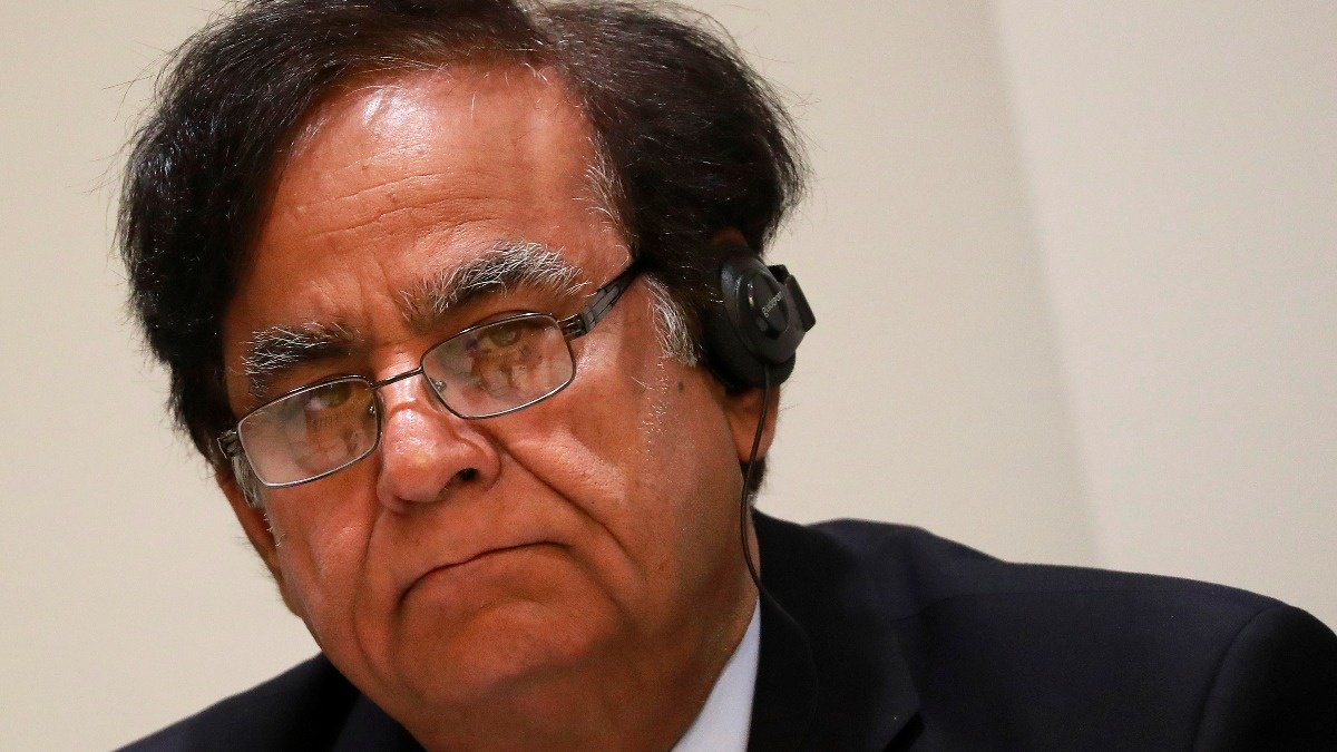 Asia Bibi remains in Pakistan without asylum https://reut.rs/2R3QRWI
