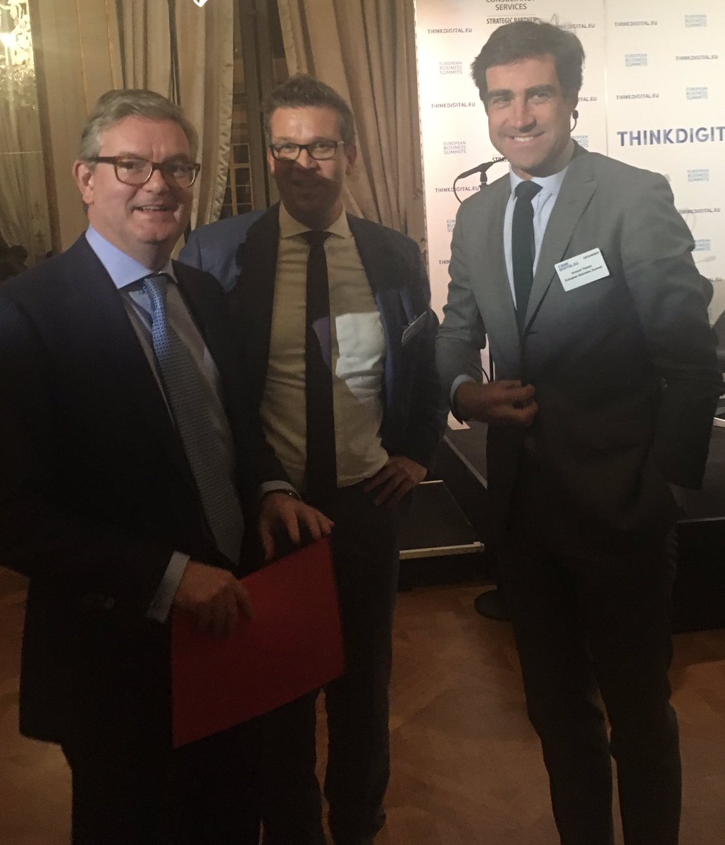 ThomasBoueEU's tweet photo. Thanks to @JKingEU for his closing words and all of our members that joined the @BSAnews #EU 30th anniversary drinks at #ThinkDigital2018 https://t.co/3a9M9T9iOH