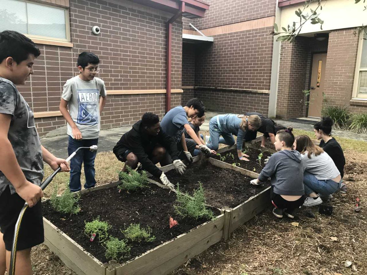 College Park Middle School tweet media