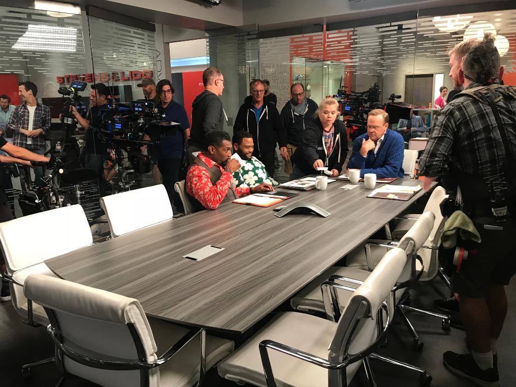 blackishabc's tweet photo. It takes a village to make #blackish happen (and an office) @deoncole @anthonyanderson #PeterMackenzie https://t.co/lPLYBVRQxy