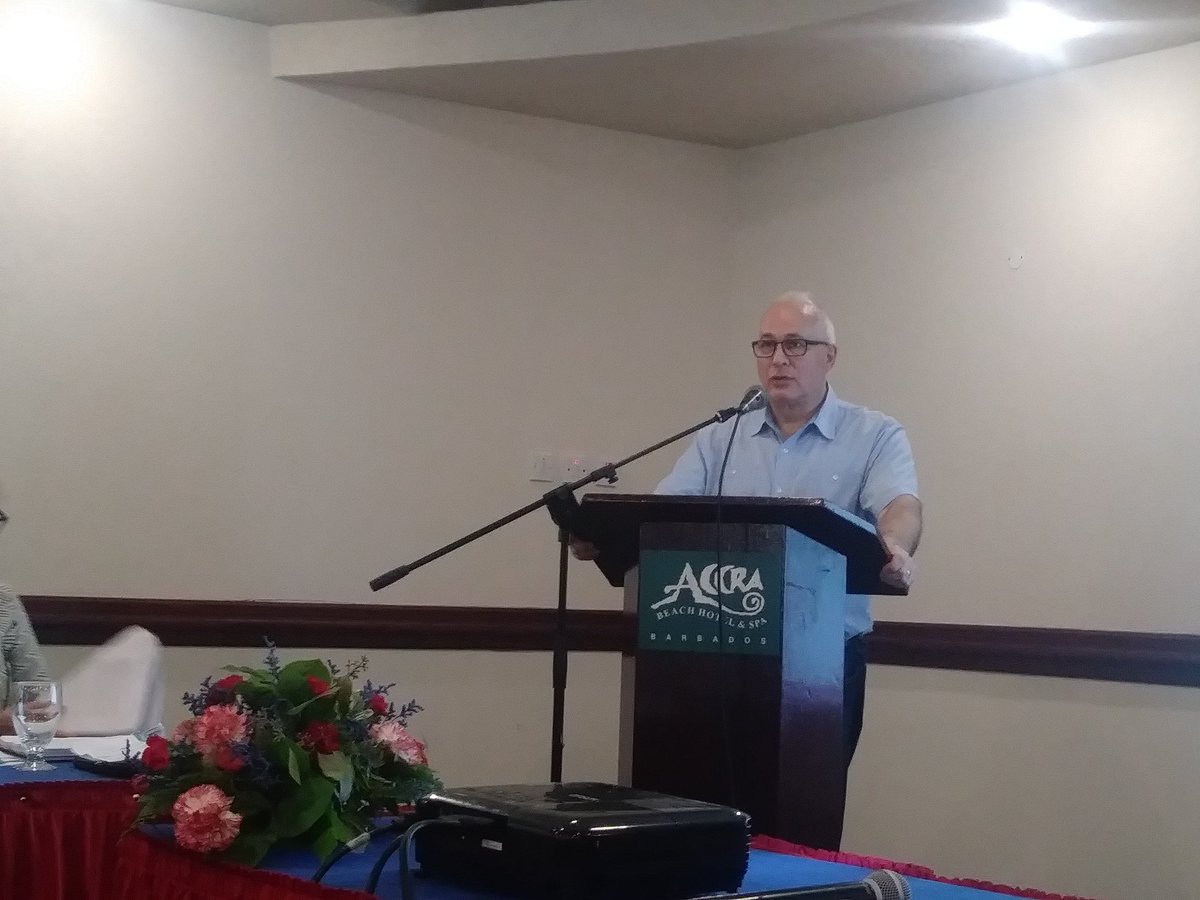 BelizeLibrarian's tweet photo. Andrew Martin, consultant, compared #text and #music #CMO nuances #licensing #CARROSA #Caribbean Regional Training Prog on #CollectiveManagement of #Copyright and Related #Rights in the Digital Environment 2018. #visualarts #publishing #RRO https://t.co/vlkjKHyut3