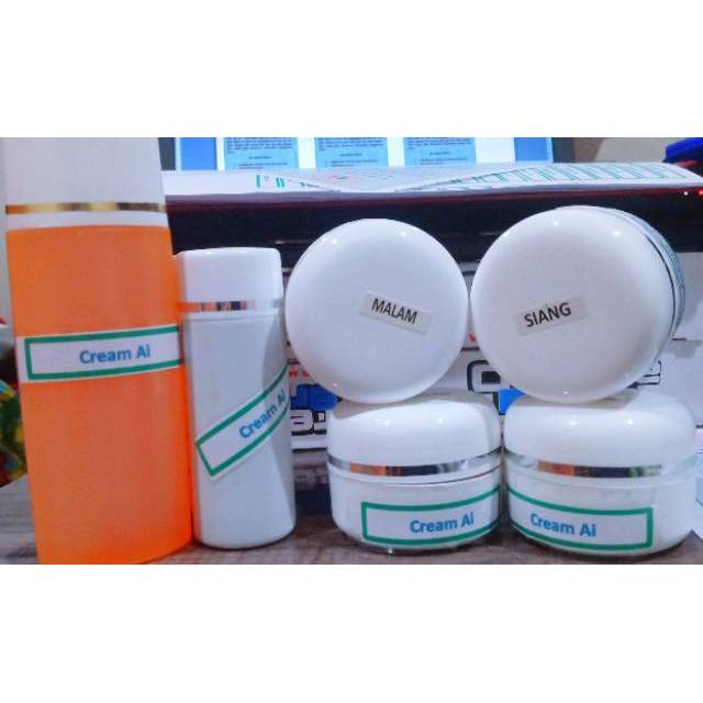 Aliindo_AiBC's tweet photo. Saya menjual Cream Ai Orig... seharga Rp85.000. Dapatkan produk ini hanya di Shopee! https://t.co/oMmBCMpxRl #ShopeeID https://t.co/ZruE7BLuBV
