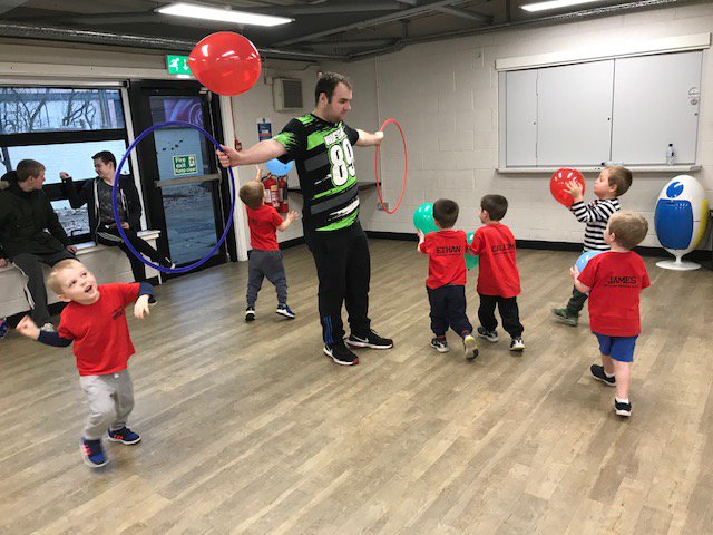 AcademyCms's tweet photo. #GavinM is already is putting his learning with @ActiveVictoria & the Academy to good use as the assistant coach with @coachmysport @ILFScotland @BIGScotland @YOYP2018 @alva_pe @AlvaAcademy @sportscotland #ChangingLivesThroughSport https://t.co/gCebhNVzxd