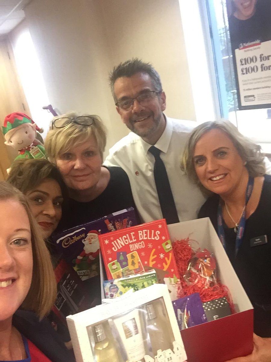 sarahjayj's tweet photo. Our Shelter hamper is already to be sent off from Bilston Branch....everyone should have a place fit to call home @MandyJBeech @donnamhodgetts @JKHayes44 @kaz77418_karen https://t.co/gjU41nW43b