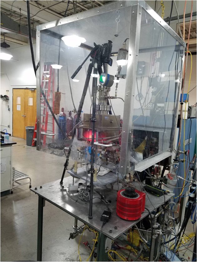 aDaveJohnson's tweet photo. “Brilliant Light has successfully developed the technology to run long duration continuous hydrino reaction power at very high power levels and power gain.
Continuous plasma: red in seconds, status at 10 minute duration. See images below.”
#BrLP #BrilliantLightPower #Hydrino https://t.co/bjr7D2nJtg