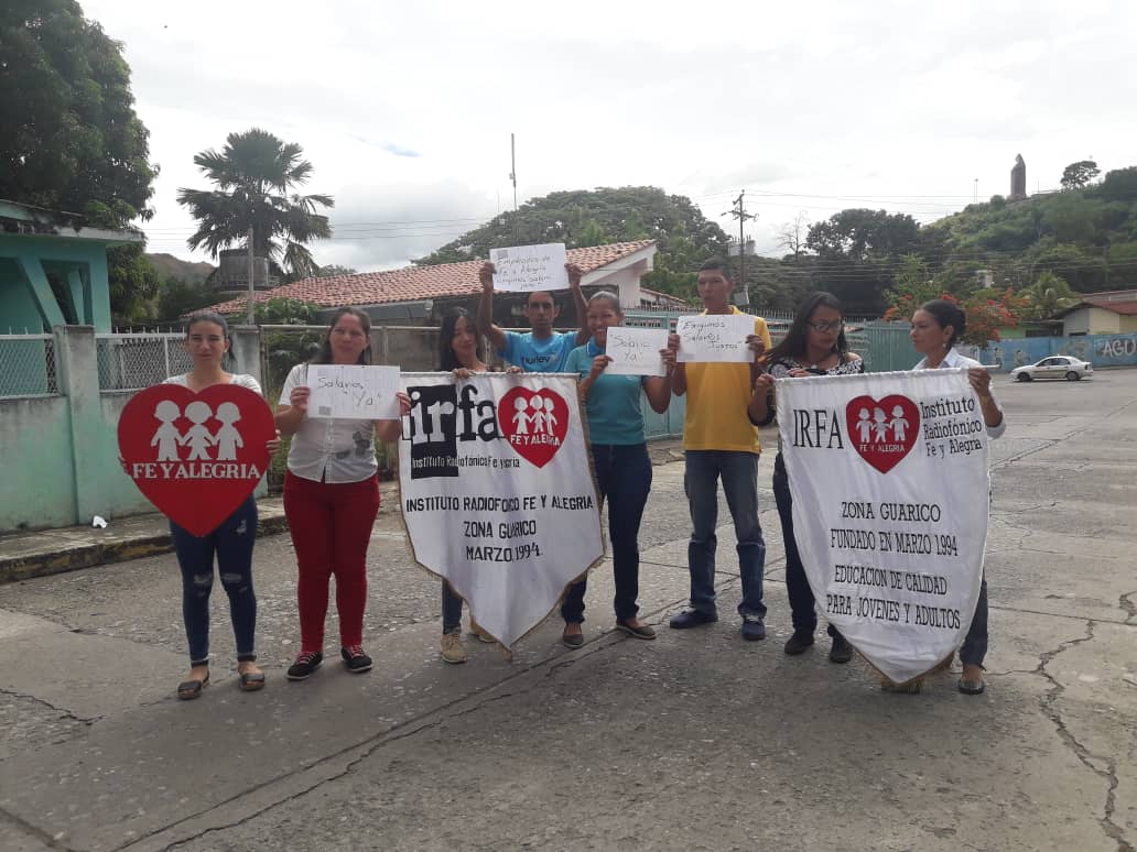 Luismirjcb's tweet photo. Desde Fe y Alegría Guárico también exigimos salarios justos para todo nuestro personal. #FeyAlegríaExigeSalarioJusto @FeyAlegriaVE #20Nov https://t.co/a60UX0EOLS