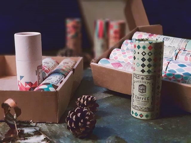 kaffebox's tweet photo. ⭐ Today is the last day to order your Specialty Coffee Advent Calendar! ⭐
Get one while you still can and join the fun! Supplies are running very low so be quick.
adventcalendar #adventskalender #julekalender #KaffeBoxadvent #kaffeboxadventcalenda… https://t.co/2JBJKHvOO2 https://t.co/wFr5rHuySC