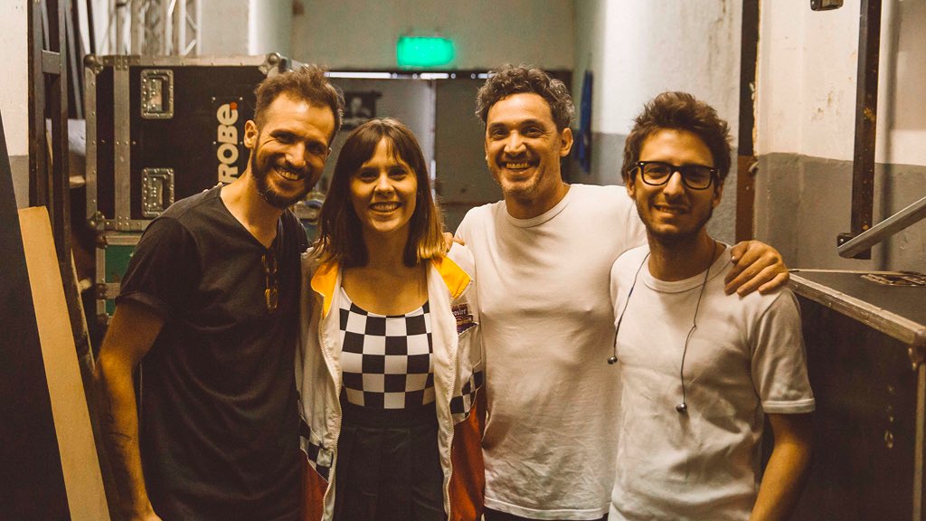 Escuchen <a href="/SIR_HOPE/">SIR HOPE</a>, la banda más linda de Córdoba.