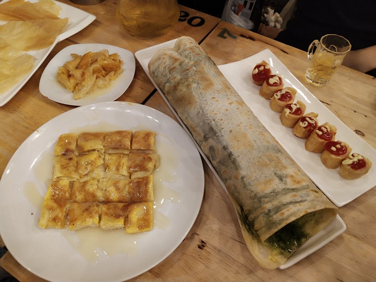 123Live3's tweet photo. #123live โรตีตอน 4 ทุ่มคือดีเวอร์ อร่อยหอมดีพร้อมเมนูแปลกมาถ่ายรูปก็คือดีจ้า มาลองกันจ้า @โกโรตีชาชัก ลาดพร้าววังหิน  #รีวิว #อร่อยบอกต่อ #อร่อยไปแดก #ไว้รีวิวห้ามขายของโว้ยย https://t.co/vbiMrV3hj7