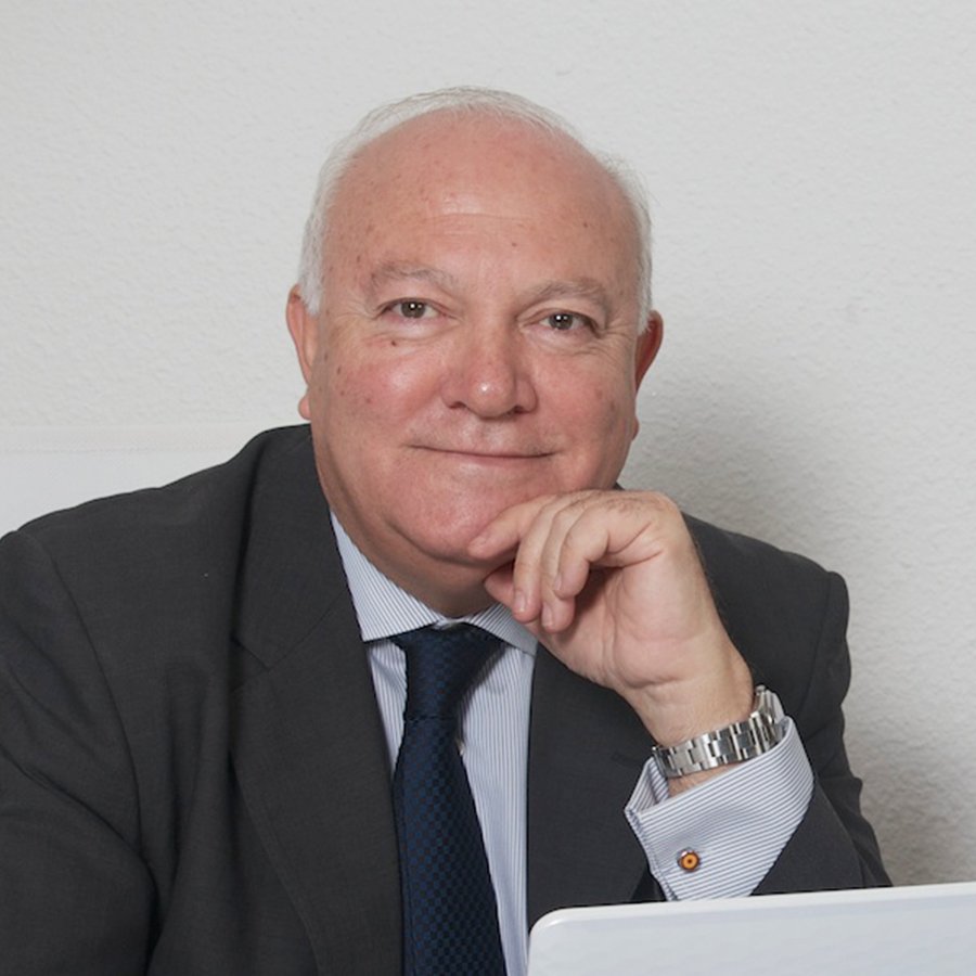H.E. Mr. Miguel Ángel Moratinos <a href="/MAMoratinos/">M. A. Moratinos</a> was instrumental in the creation of UNAOC when he was Minister of Foreign Affairs of Spain #Commit2Dialogue