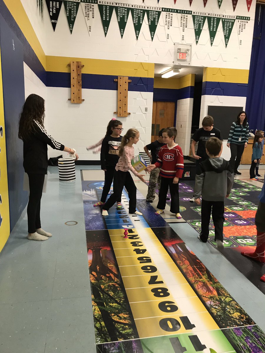 stjwecdsb's tweet photo. Math Mania Day in Pantherland. #marhfun #wecdsb https://t.co/N8WxXohruR