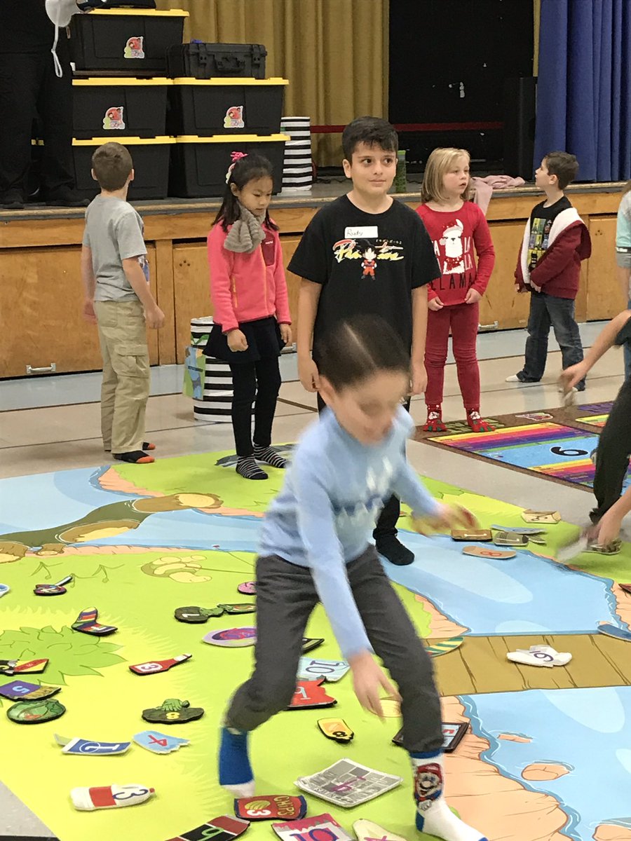 stjwecdsb's tweet photo. Math Mania Day in Pantherland. #marhfun #wecdsb https://t.co/N8WxXohruR