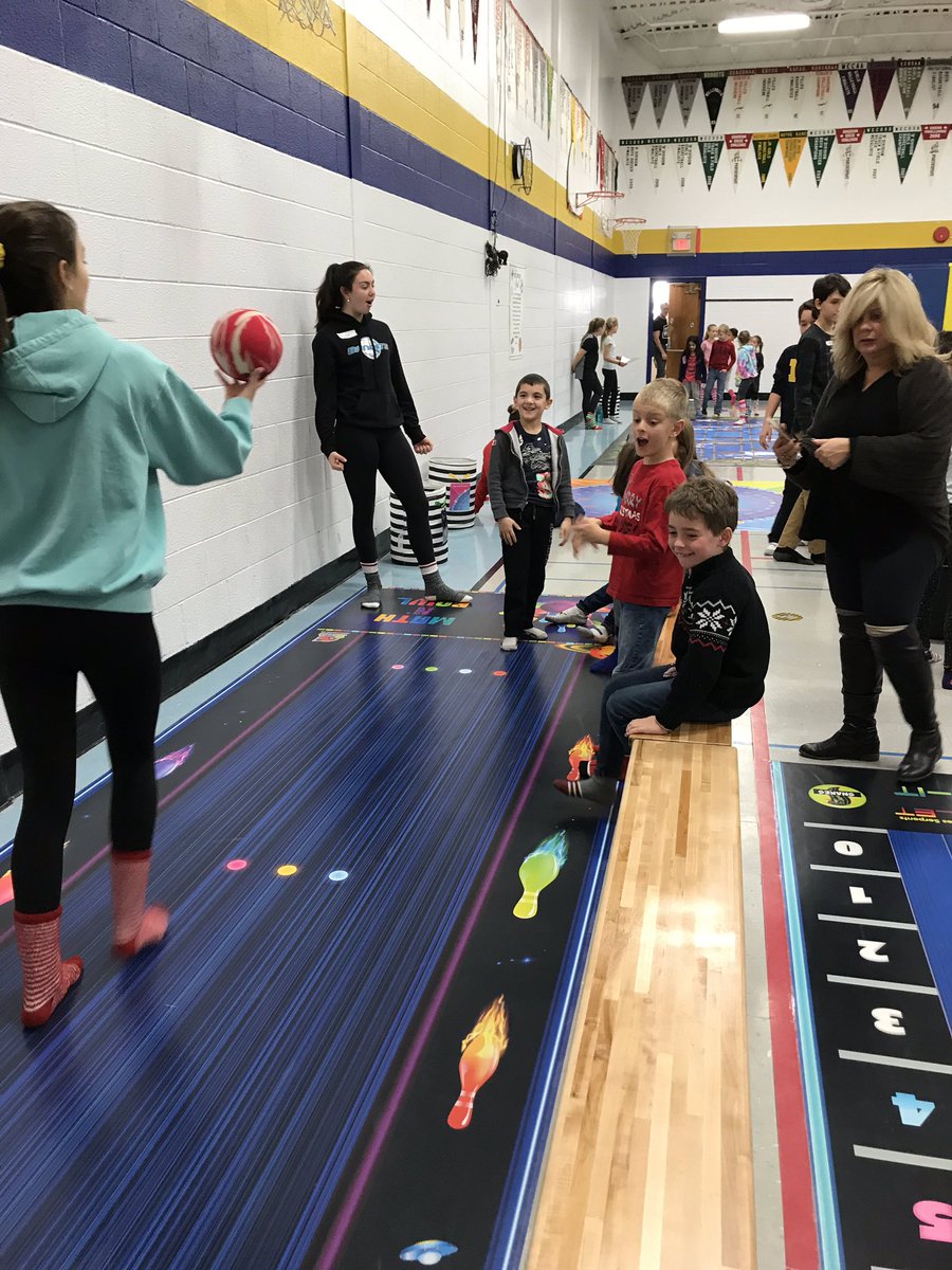 stjwecdsb's tweet photo. Math Mania Day in Pantherland. #marhfun #wecdsb https://t.co/N8WxXohruR