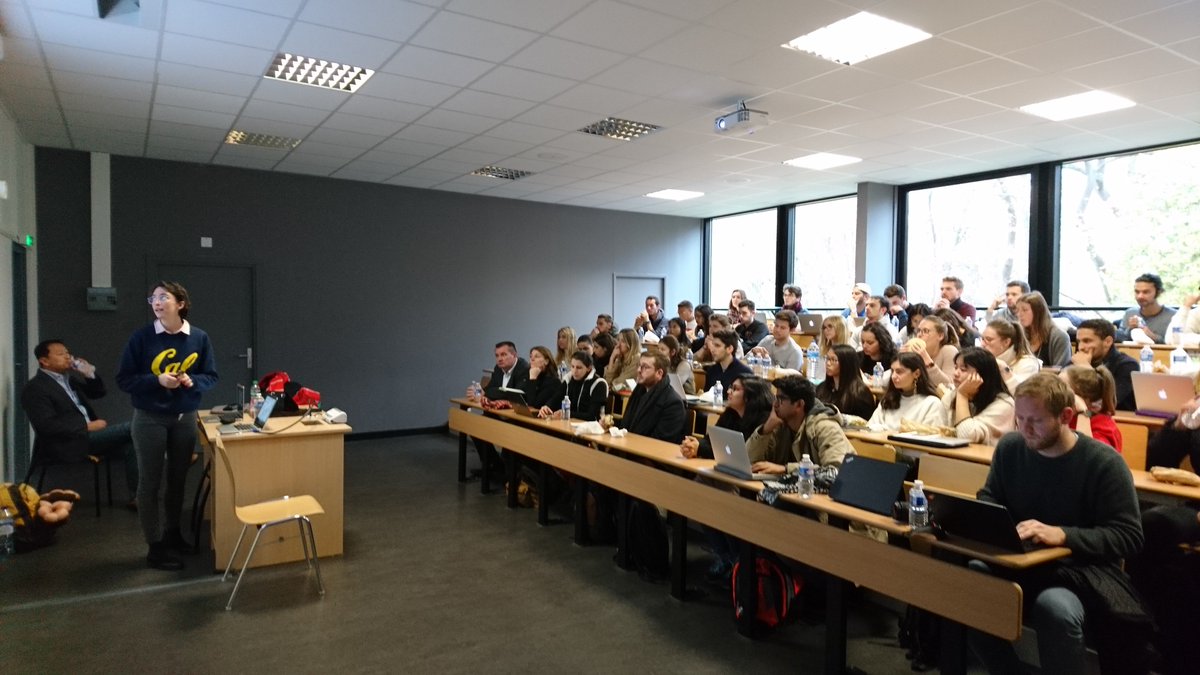 FloraDavoult's tweet photo. « A #startup is an act of rebellion » 🙃 Thanks a lot to Ken Singer and David Law, from @UCBerkeley, who met @NEOMAbs students today to talk about #entrepreneurial opportunities at #SiliconValley and #lebridge program by @TheSchoolab, partenaire du #StartupLab #catchthewave 🏄 https://t.co/a4uuKpD8Vg