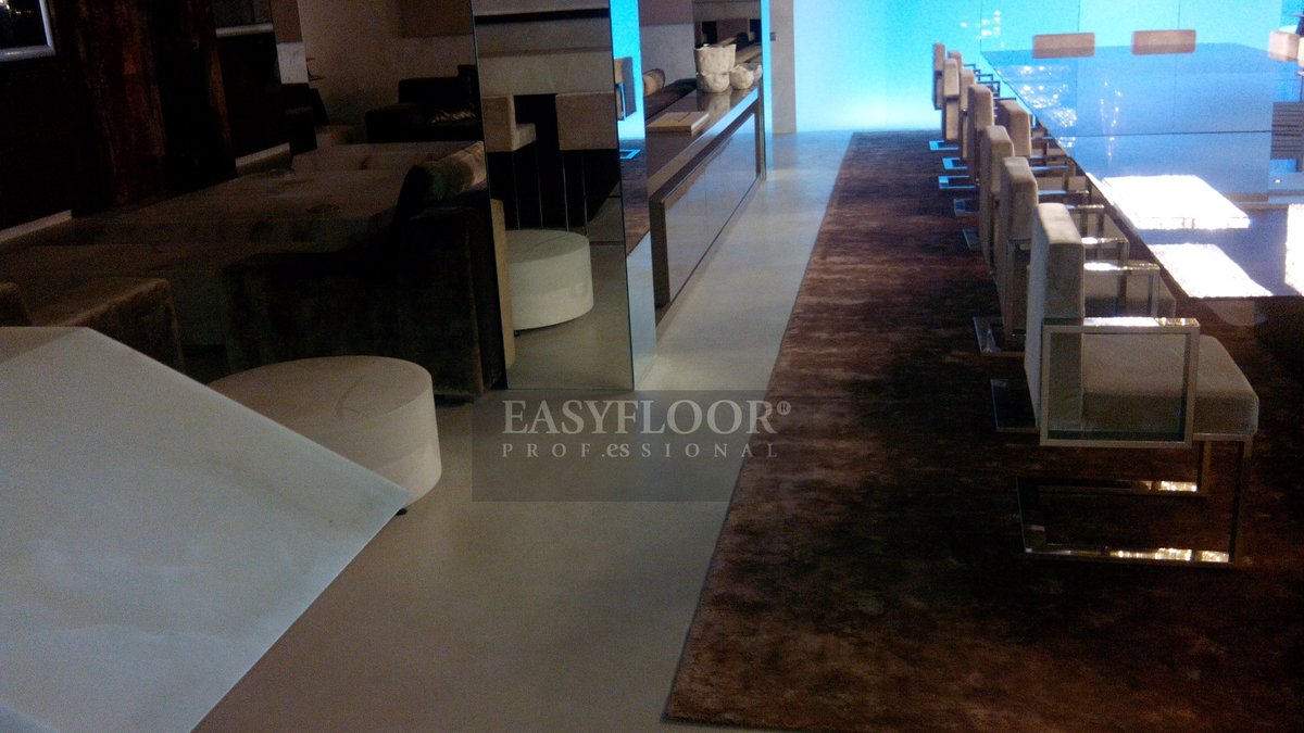 easyfloor's tweet photo. Otro año más BLACK FRIDAY  han llegado a #EASYFLOOR.

#microcemento #bricolaje #construcción #obra #reforma #pintura https://t.co/13m3GgN3TK