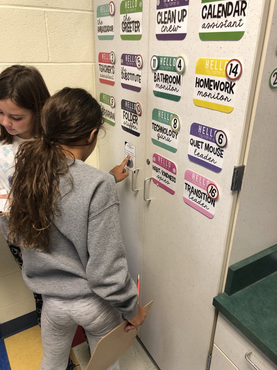 foreverfoster16's tweet photo. Thanksgiving scavenger hunt! #PBmustangs #thankful https://t.co/Arc9lI8qPL