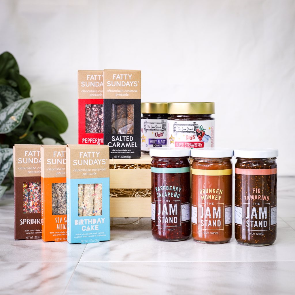 Have you entered to win over 2k worth of goodies? bit.ly/2OkDwXP