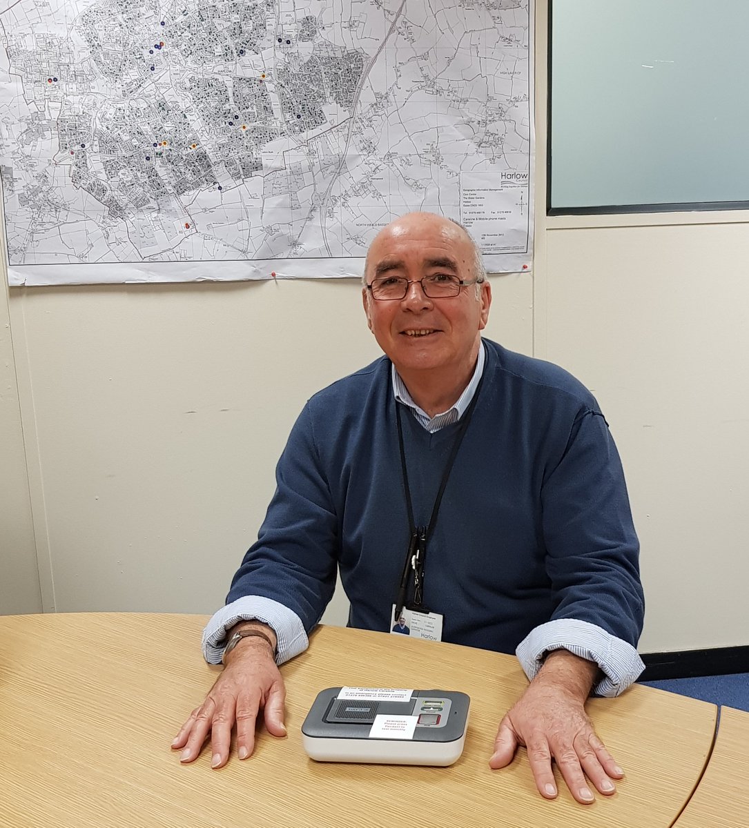 HarlowCouncil's tweet photo. #OurDave is a Supported Housing Officer:
“This morning I did the rounds on three supported housing schemes in the morning, and discussed the Careline service with a potential service user in the afternoon”

 #OurDay https://t.co/h62qq2IRnQ