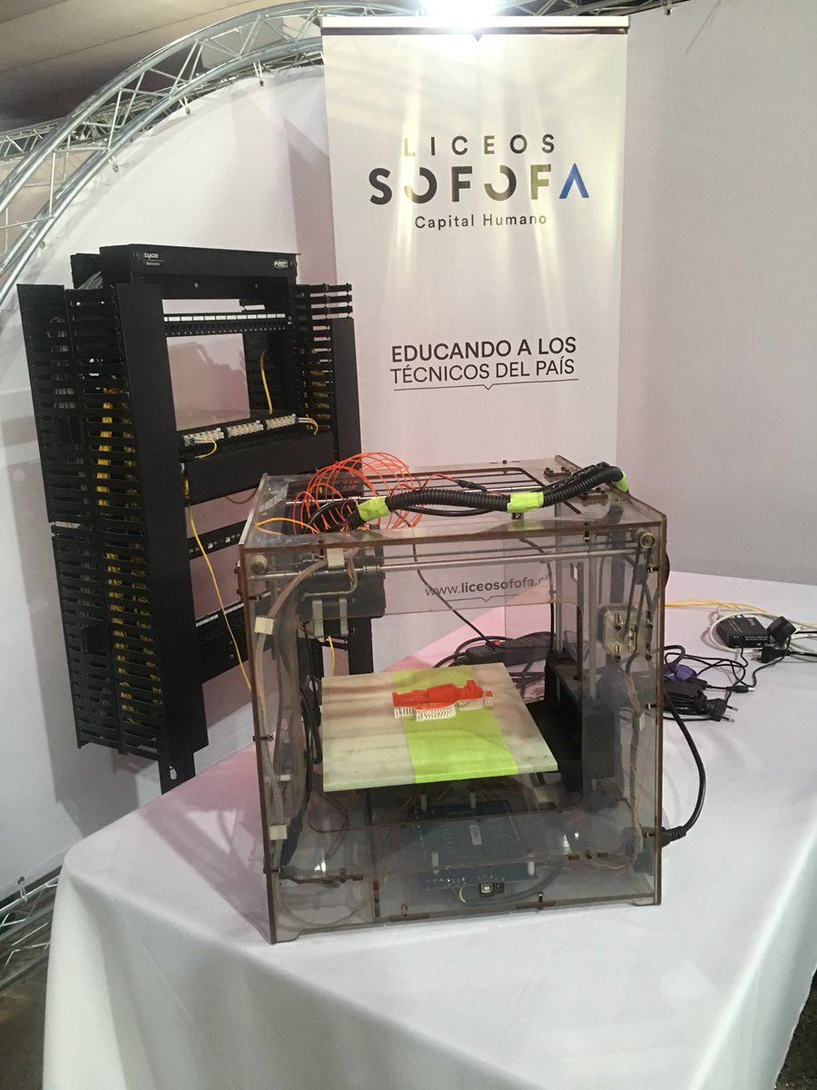 sofofaliceos's tweet photo. Ya estamos calentando motores para que veas en acción a nuestro robot de boxeo, impresora 3D, brazo robótico y más! ¿Dónde? en la Primera Feria de Empleo Tecnológico #fetchile organizada por @Sence_RM entérate de todo en el siguiente link 👉🏻👉🏻👉🏻 https://t.co/XzLW9S1RYS https://t.co/ymjXSNYwo8