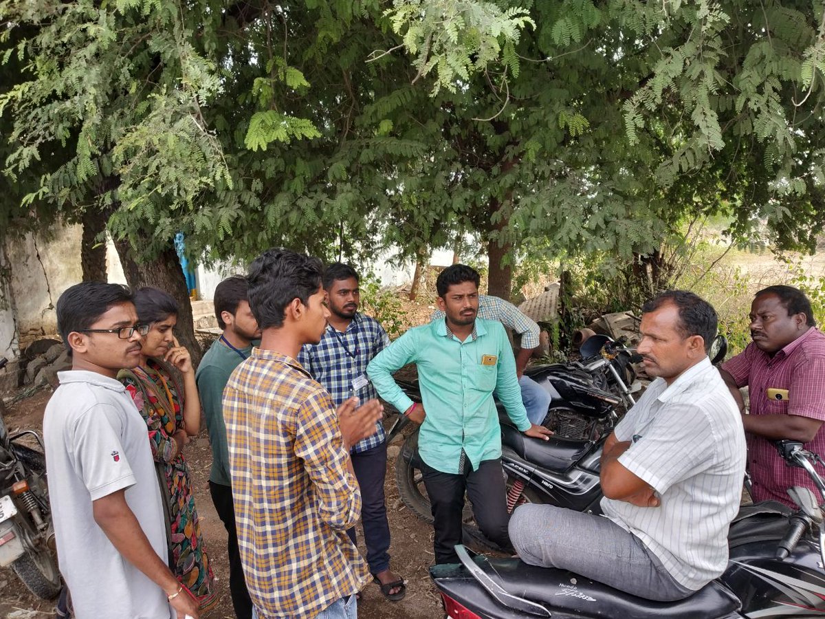 HumaneSouls's tweet photo. #ElectionCommisionOfIndia
#StatetElectionCommission
#DistrictElectionCommission
#SympatheticSoulsHumaneHelpingSociety #karimnagar #Karthavyam #ElectionVotersAwarenessCampaign
#Gramapanchayth #Seetharampurvillage #DoortoDoorCampign #Day12Activity https://t.co/ZFJiF2kAg0