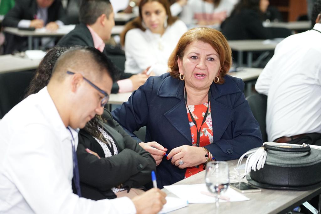 Mineducacion's tweet photo. #EncuentroSecretarios2018 | Con el programa para docentes investigadores beneficiaremos a 24 mil profesores durante estos 4 años. https://t.co/t4KT7knIvZ