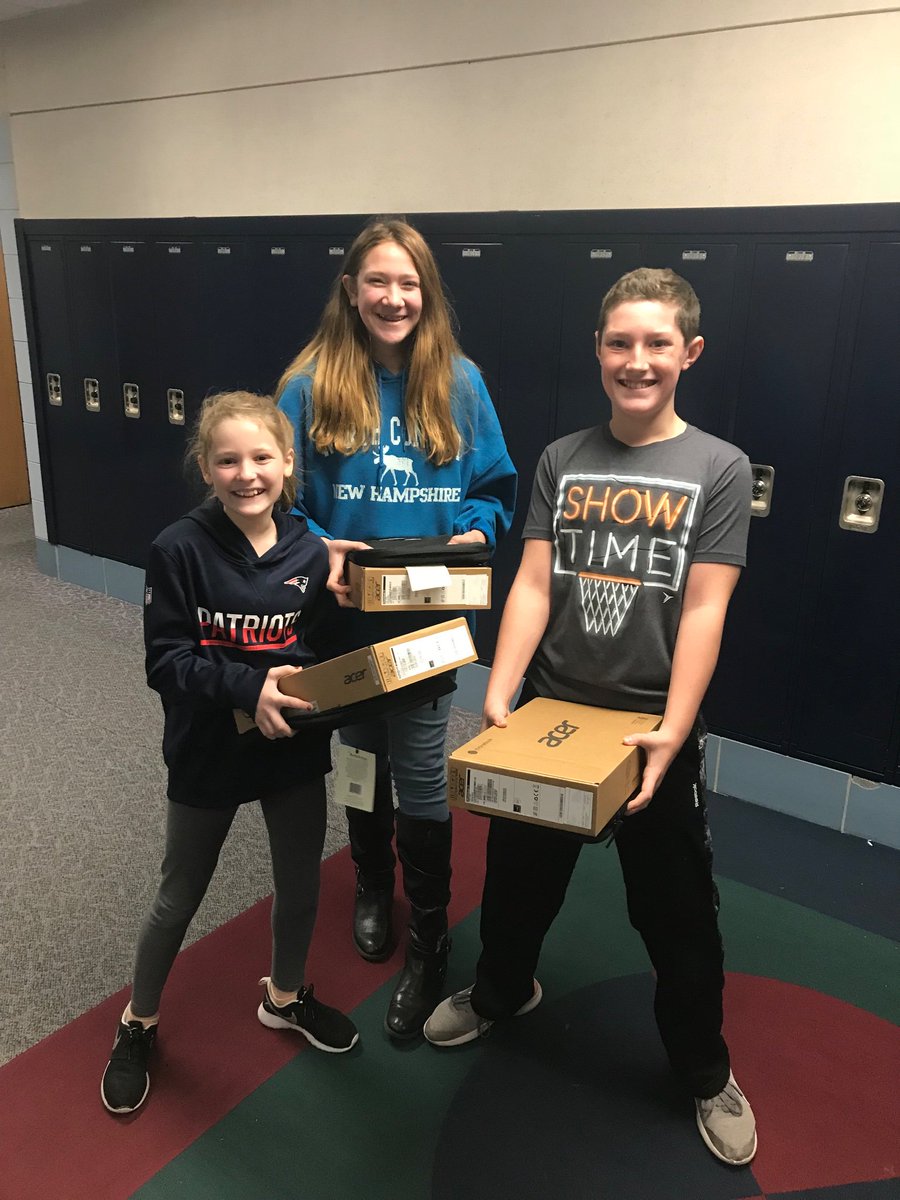 NorthMiddle1's tweet photo. We have a bunch of thankful 6th graders today! Looking forward to Grade 7 distribution following our break. #onegradeleft https://t.co/i36XoTQJgL