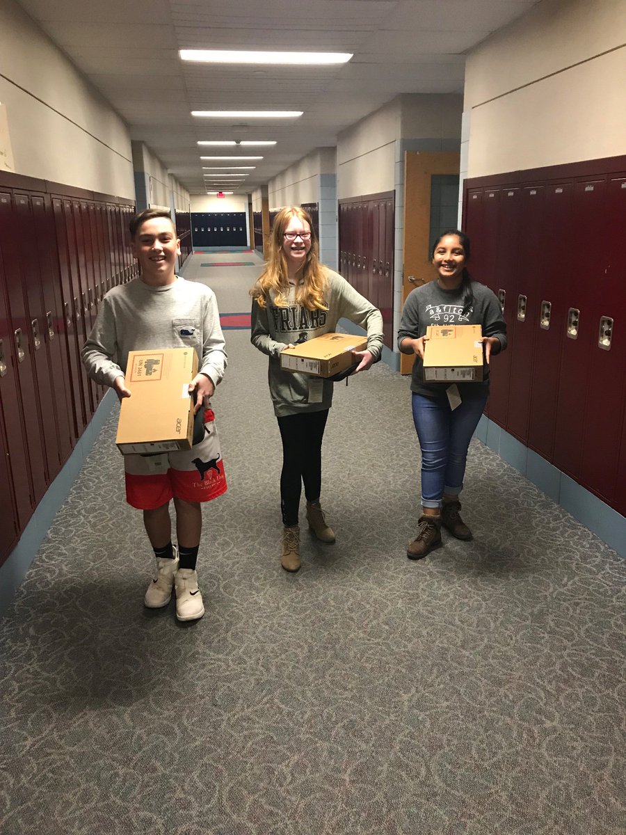 NorthMiddle1's tweet photo. We have a bunch of thankful 6th graders today! Looking forward to Grade 7 distribution following our break. #onegradeleft https://t.co/i36XoTQJgL