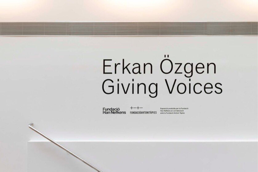 FundHanNefkens's tweet photo. Tonight we Welcome all the people from the #loopfair at the dinner at @fundaciotapies, where they could enjoy the exhibition #GivingVoice by @ErkanOzgen @LOOPBarcelona https://t.co/zaUQXYqoij