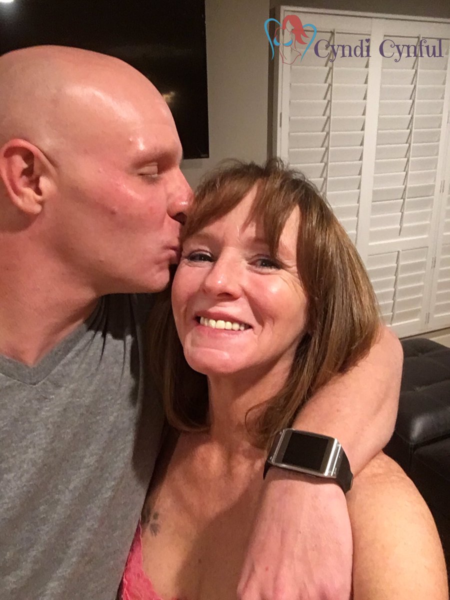 CyndiCynful's tweet photo. It was a lot of fun meeting @MrMorgannn on set for @AllOver30 last week ๐ #fashionmodel #BTS #redhead #publishedmodel #professionalmodel #bookmodels #cyndicynful #cyndisinclair #milf #gilf #bdsm #covermodel https://t.co/dTwPrQv39k