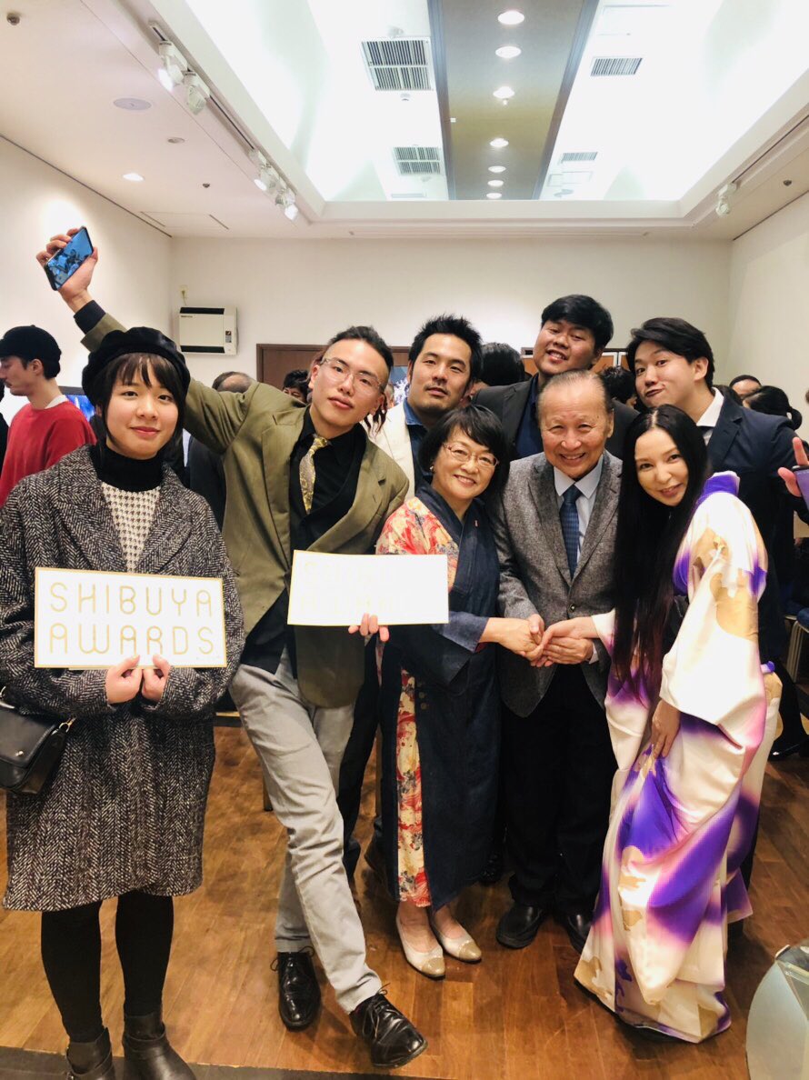 AsecFrontier's tweet photo. #ASECAward 2018 along with #ShibuyaArtFestival proudly presents the award winner from Thailand, Ms Tantawan Rattanamalakorn, and other talented artists. It was an honour to have Prof.Dr.Krasae Chanawongse and the mayor of Shibuya ward, Mr.Ken Hasebe here with us. Congratulations! https://t.co/tCPc44Q5qr