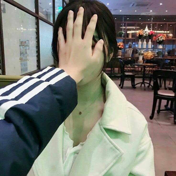 zgseong's tweet photo. “aku mau liatin muka imut ak– ”

/ hap! /

“jangan, aku geli.”  –yojid.

🌚🌚🌚🌚🌚 https://t.co/XLaZsUDhUd
