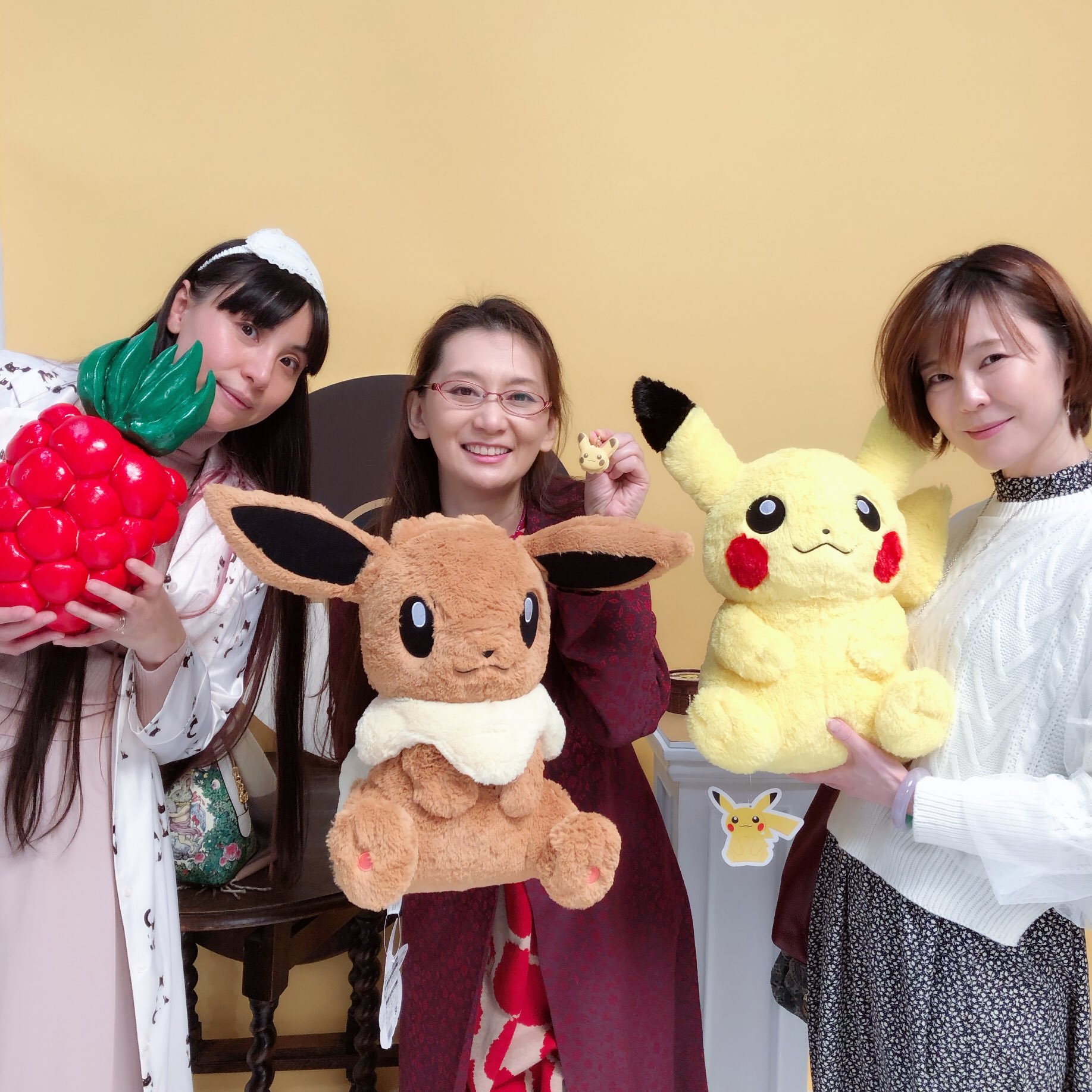 園 崎 未 恵 Thisisus4 ワールドトリガー2 Sk Ww発進しますっ とそんな中 今日は彼哉さんに誘われてq Pot の新作展示会にお邪魔しました 実物のワカマツタダアキ氏にもお会いしました 園 崎 未 恵 Thisisus4 ワールドトリガー2 Sk Ww発進しますっ とそんな中 今日は彼哉さんに誘われてq Pot の新作展示会にお邪魔しました 実物のワカマツタダアキ氏にもお会いしました