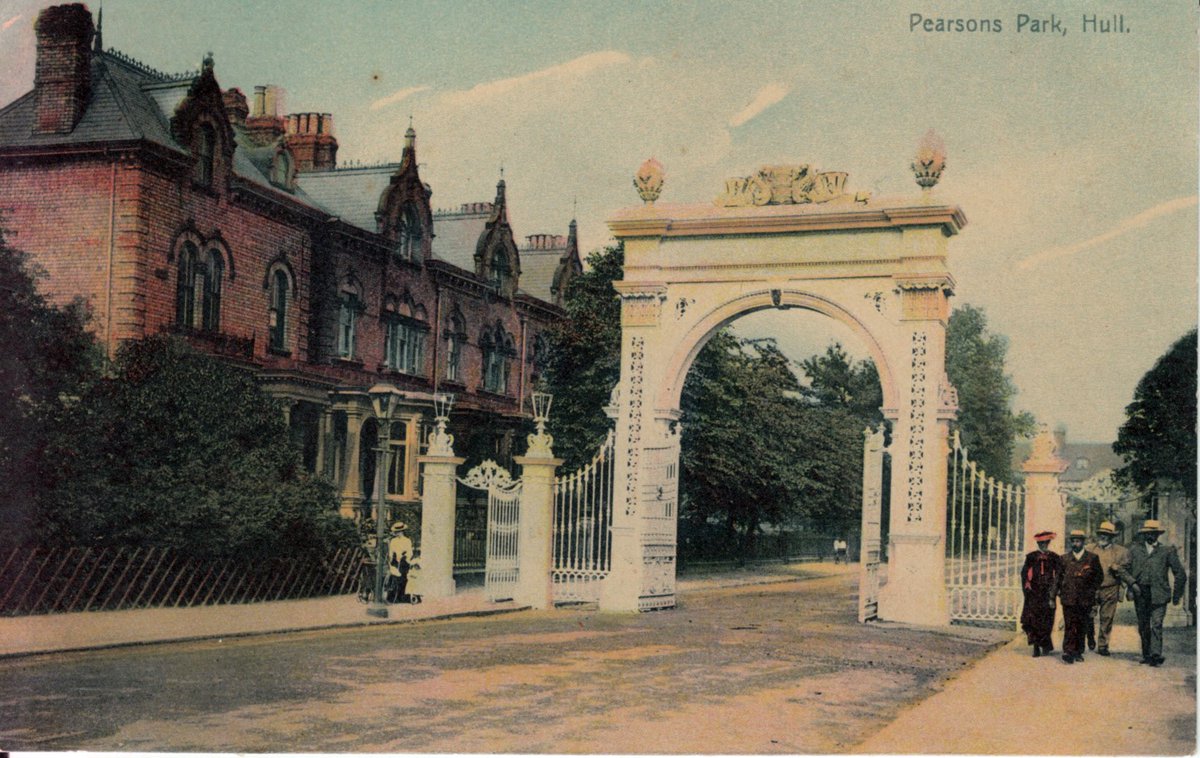 Pearson Park Hull tweet media