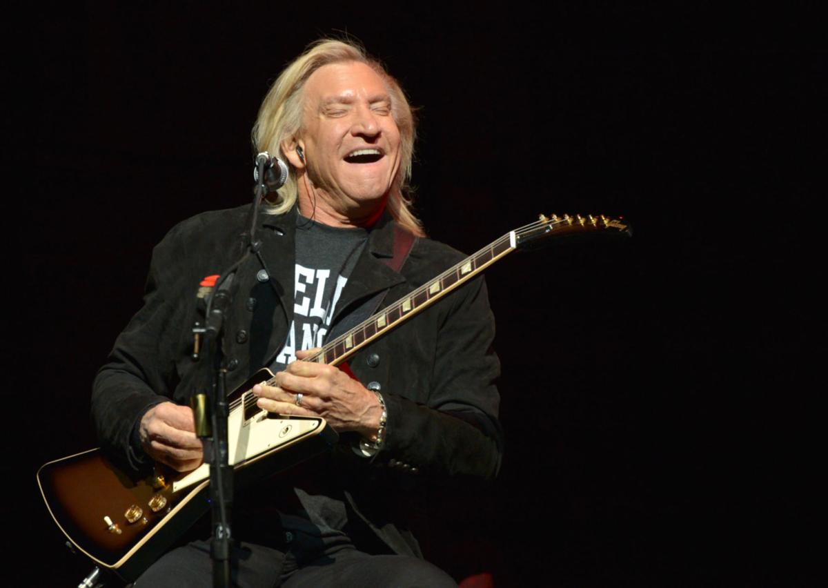 El famoso guitarrista Joe Walsh cumple 71 años. Joe ha sido parte de famosas bandas como Barnstorm, The Eagles y con James Gang. #FeedBackCR
bit.ly/2QbMWK1