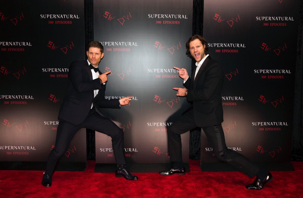 liataghva's tweet photo. They belong to red carpetsπππ
Also #MatchingSuits π₯π₯π₯β€β€β€
#J2sDay https://t.co/l8JxKFakvI