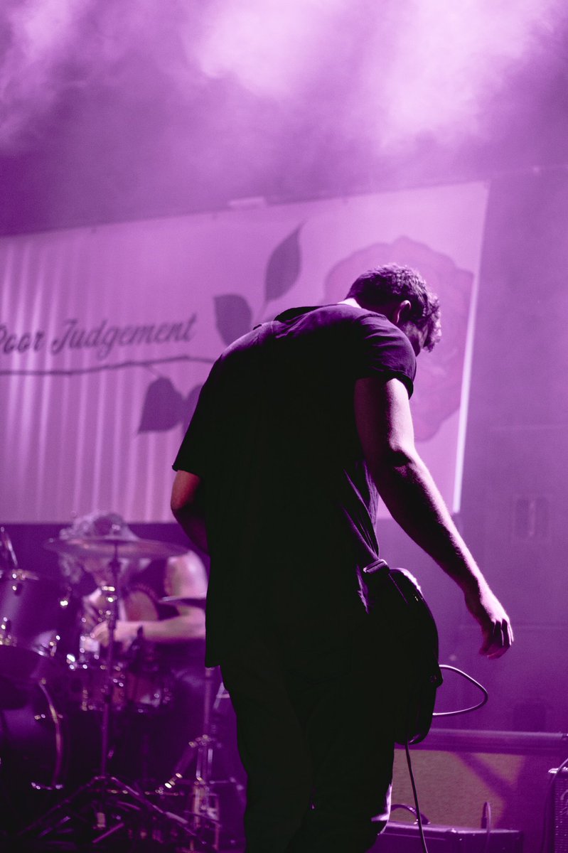 Judgementca's tweet photo. Saturday was a timeee! Thank you all who came out to hang with us. Weโll be back soon. Shoutout to @MatlockBand, @OshawaMusicHall and to our friends @Trevanced @WRyann3 for these shotsโค๏ธ.
#poorjudgementca #PJ2018 https://t.co/PYFoUAgLvG