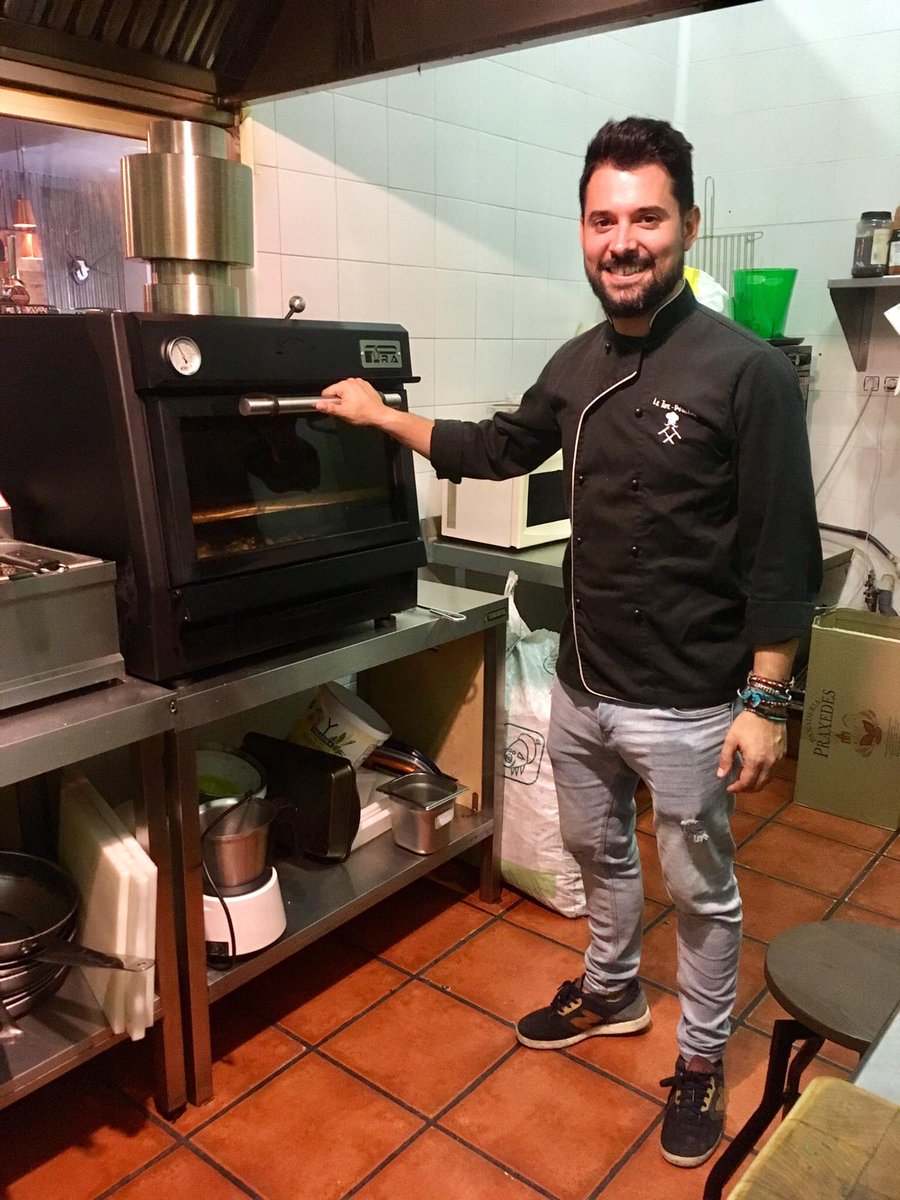 PIRA Charcoal Ovens tweet media