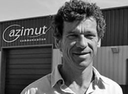 [ATELIER XXL] Les tendances et les chiffres q donne Jean-Marie Corteville <a href="/defiazimut/">Défi Azimut</a> soulignent l'importance des #plateformes intermédiation // participatives // forums // partagés. C'est très #Connectin18 ça 😉. Un chiffre : 25 % des TPE PME partagent des données.