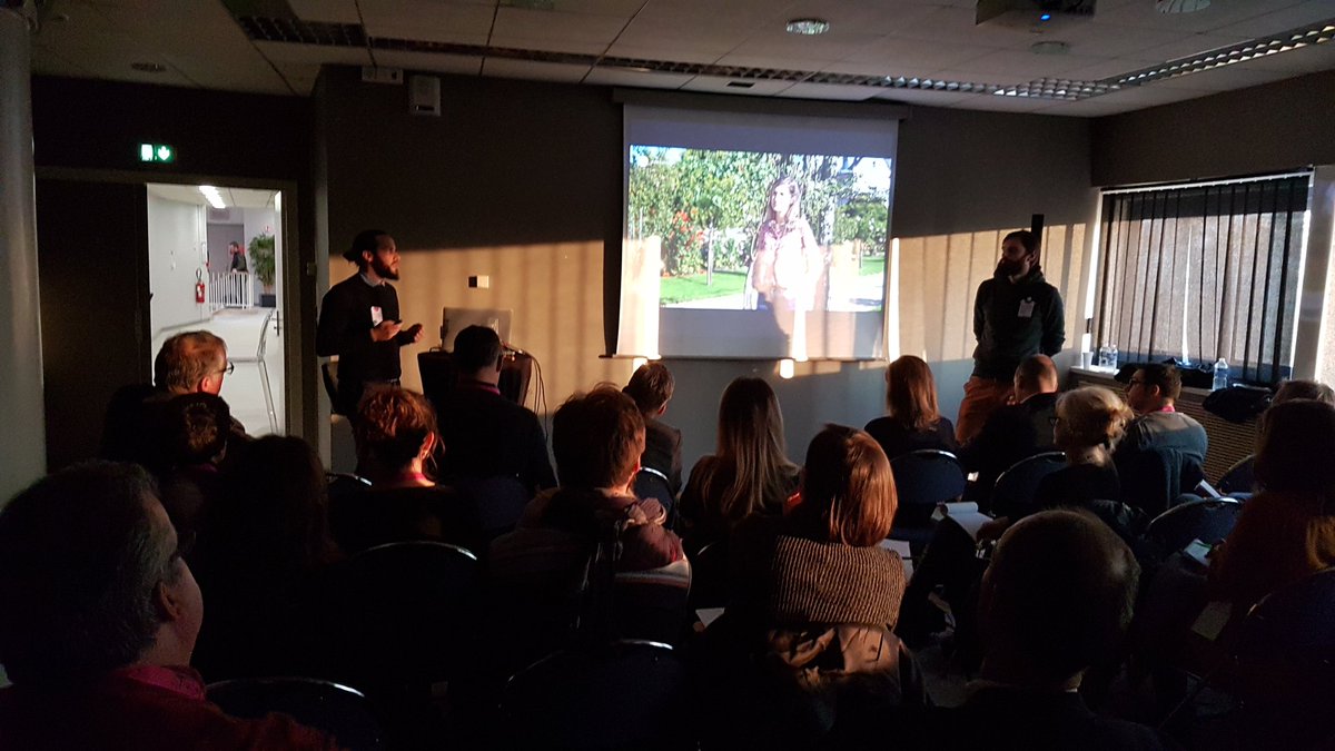 Ux Design :  revue de l'art à #Connectin18 avec <a href="/agencelunaweb/">Agence LunaWeb</a> 
Voyage en terre inconnue... et utilisateurs first 👩‍🔬👩‍👧‍👦👵👷‍♂️👨‍🎨