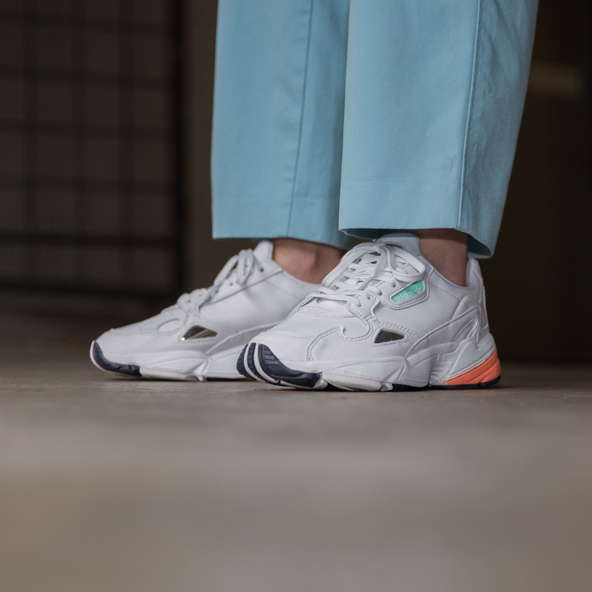 b37845 adidas