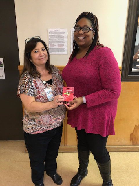 OasisofHopeMin's tweet photo. Team Oasis loves blessing families during the Thanksgiving Season. This year we partnered with Vance County Department of Social Services to bless twenty families with Food Lion gift cards. https://t.co/adO50A6cKI