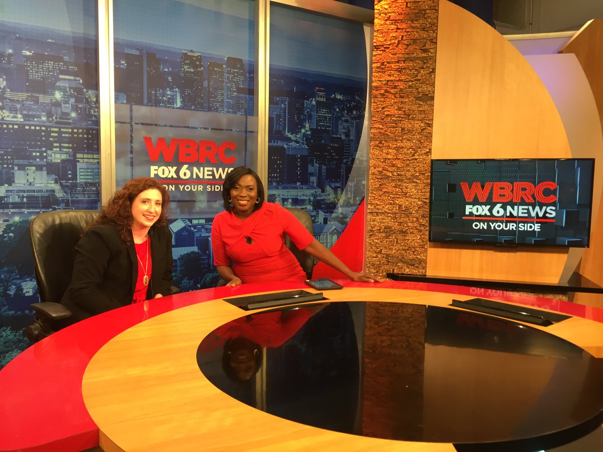 BHAMMedicalNews's tweet photo. The Birmingham Medical News and @WBRCnews team up monthly for a Doctors QNA. This month had Ashley Joslin MD, with @encompasshlth Lakeshore educating us on the importance of using the correct rehab after having a stroke. #EncompassHealth #stroke #rehab https://t.co/FyjsvDqxEu