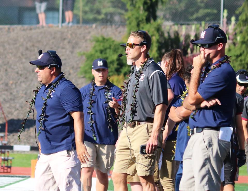 CONGRATULATIONS to <a href="/MtSpokaneHS/">Mt. Spokane HS</a>'s Justin Rundle who is the GSL Assistant Football Coach of the Year! #LearnLeadMead