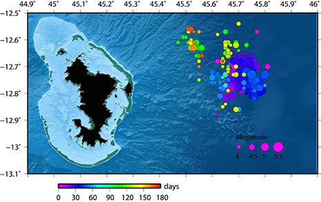 BRGM_fr's tweet photo. #Séismes à #Mayotte : la connaissance des causes du phénomène se précise. Le #BRGM publie une note sur l'évolution spatio-temporelle de l'essaim et l'hypothèse d'une composante volcanique.
Retrouvez les dernières informations sur le site web du #BRGM :
➡️https://t.co/xdmbtwvA04 https://t.co/bGx0FgRFiL
