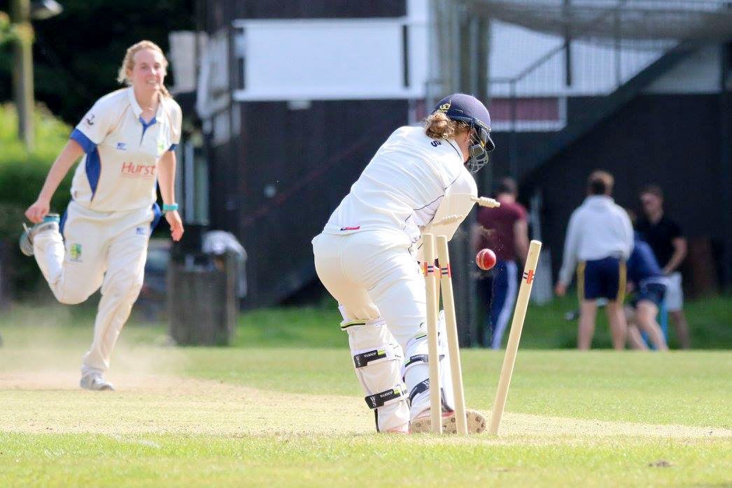 anstyladiescc's tweet image. Wishing Burtie @EllenBurt1 a very happy 21st Birthday today from all at the club! Hope you are doing something good tonight!! #rusureuwanttowatchcrawley #itscoldout