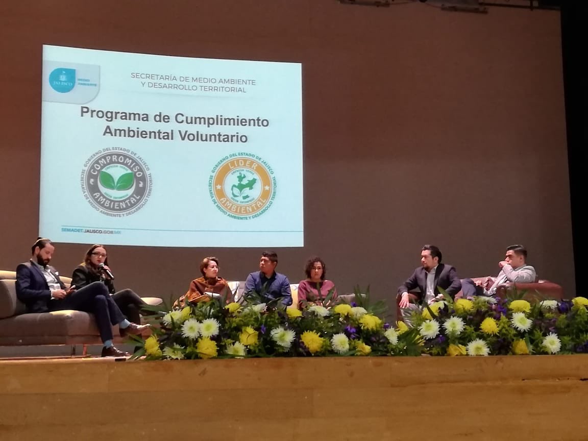 PCAV_Jalisco's tweet image. Panel “participación de representantes de los sectores sociales, educativos y gubernamentales” en la Segunda Jornada de Sustentabilidad de  @CUAltos Gestión integral de residuos y #PCAV