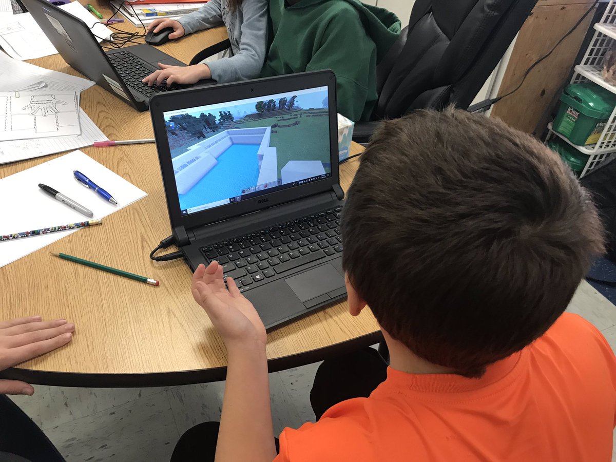 cpjitrt's tweet photo. Burlington 5th grade students worked together to creat their favorite South American landmarks in Minecraft last week! #MinecraftEDU @PlayCraftLearn https://t.co/1ITHDirEM4