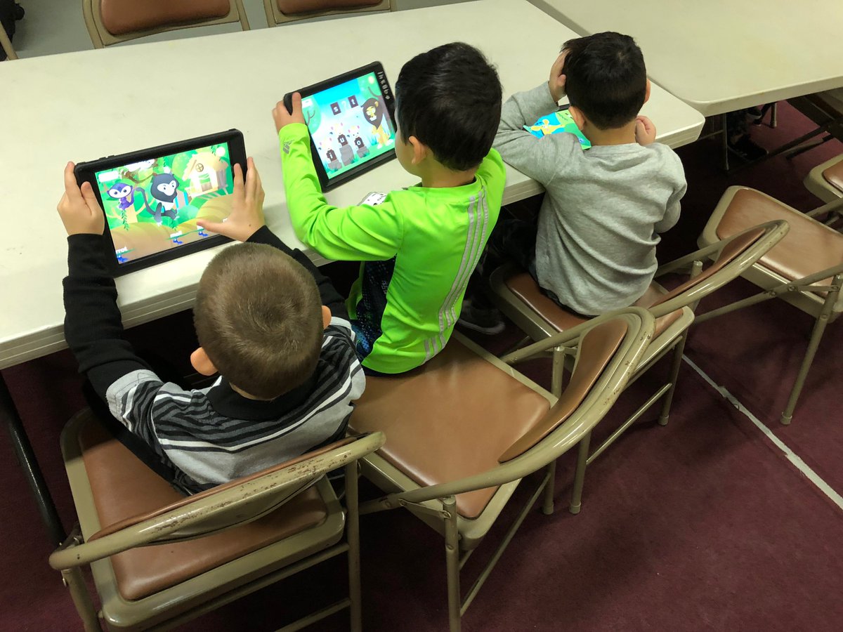 MrsTechTeacher's tweet photo. Kindergarten students enjoyed using the @DuckDuckMoose Reading app for the first time yesterday! @WTPSEdTech https://t.co/AgCyt2Ma9E