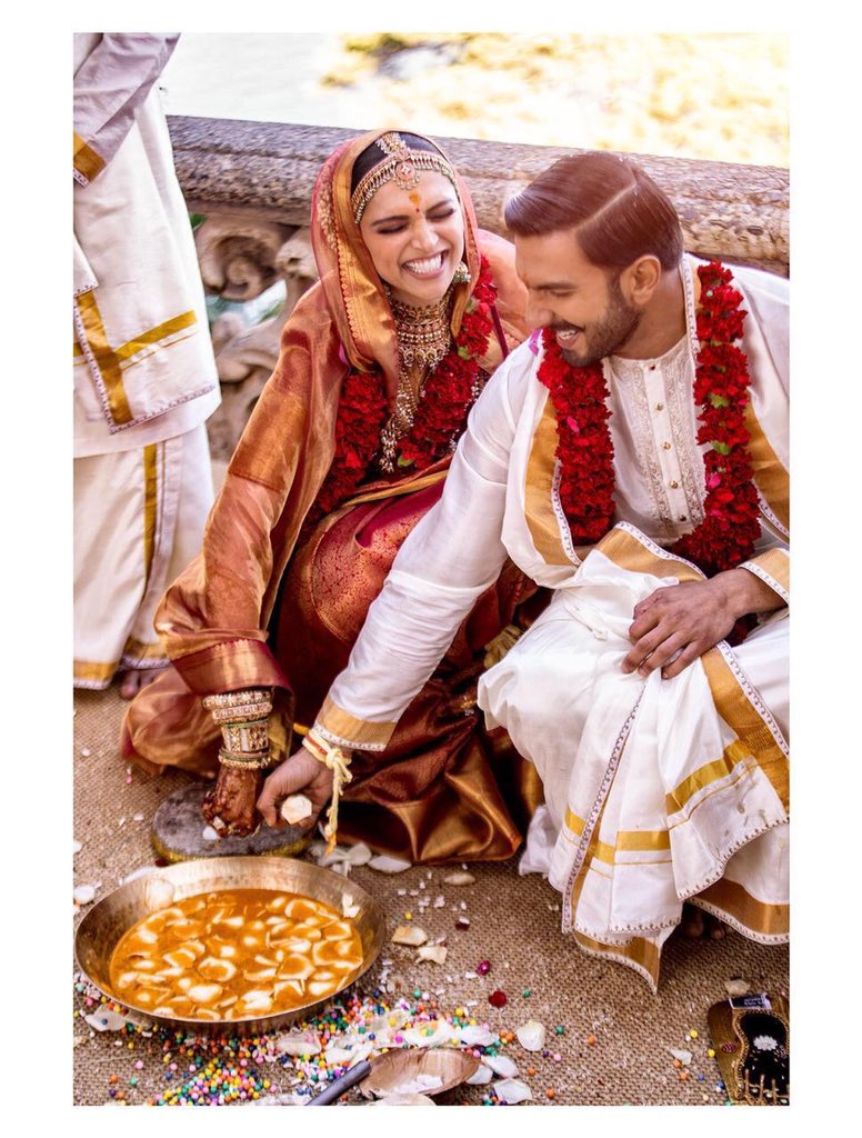 nikkits's tweet photo. Like I really really loved all the pictures ! But these r my most favourite ! The happiness , the love , can’t stop staring at them ! Deepika looks SO SO beautiful ! ❤️❤️❤️😭😭 https://t.co/o2Ndvg1JGq