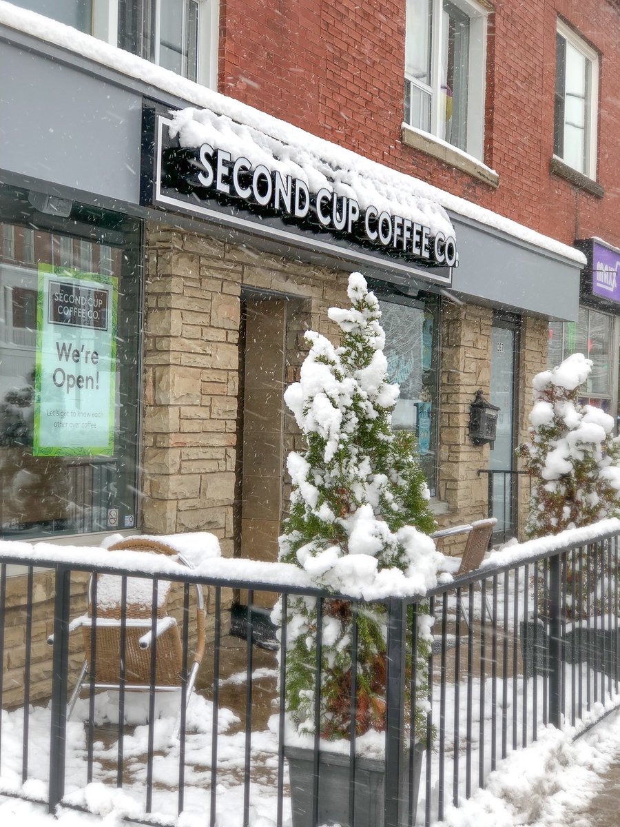 HospitalityUofG's tweet photo. Big News!! Second Cup (College and Gordon) now accepts (BASIC) meal plans!! 

Stop in at the cozy coffee shop for a quiet and bright study spot. Pick up a warm latte ☕️ or some cool Pinkberry frozen yogurt 🍨 Check it out this exam season!! #studygrind #campusfood https://t.co/SioctSGYsI